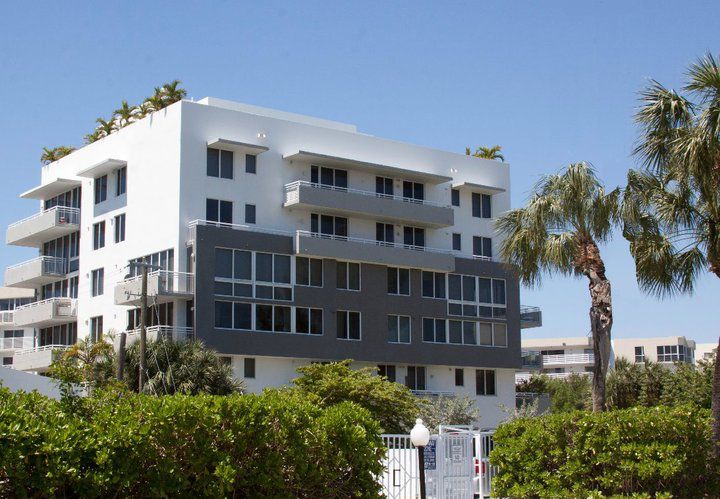 Bella condominiums