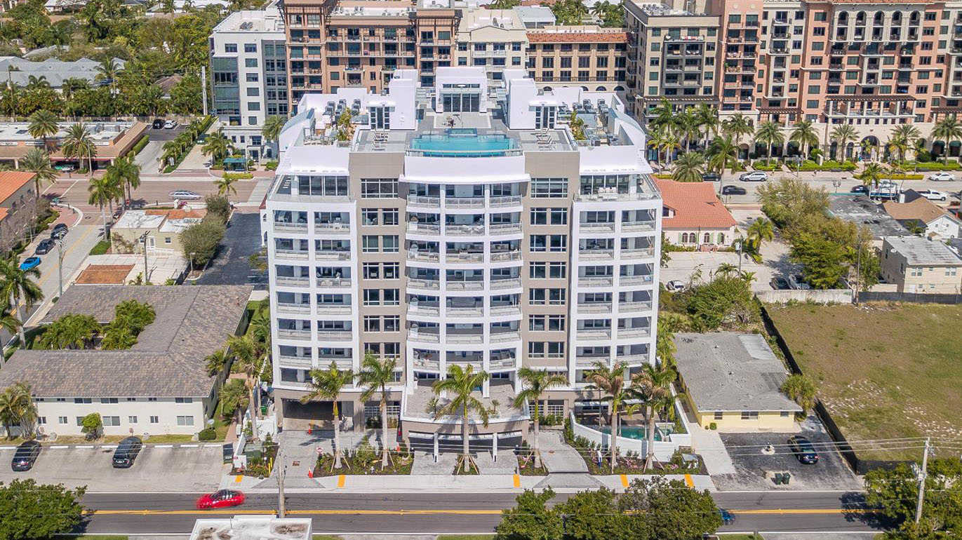 327 Royal Palm